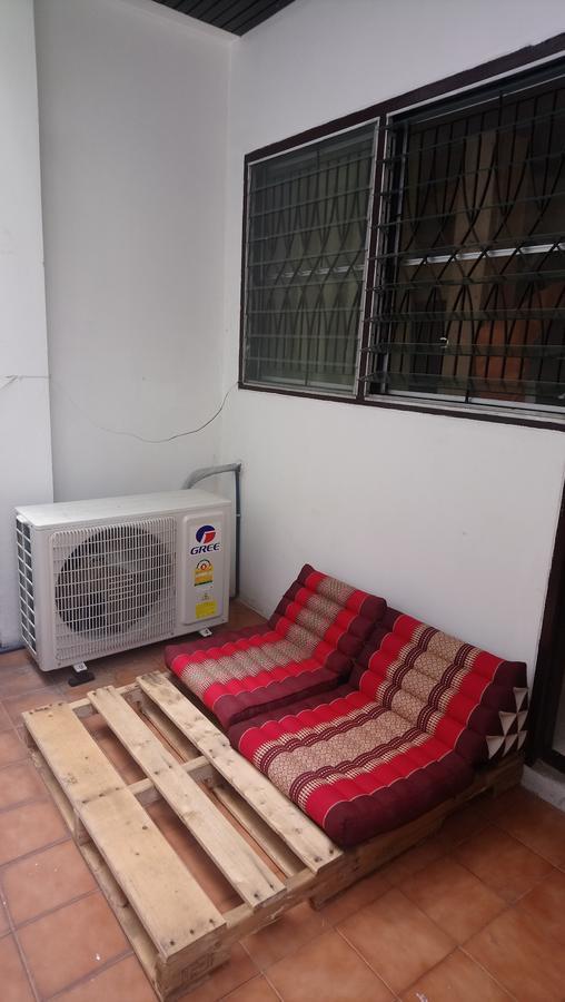 Taina'S Home Sukhumvit Bangkok Phòng bức ảnh